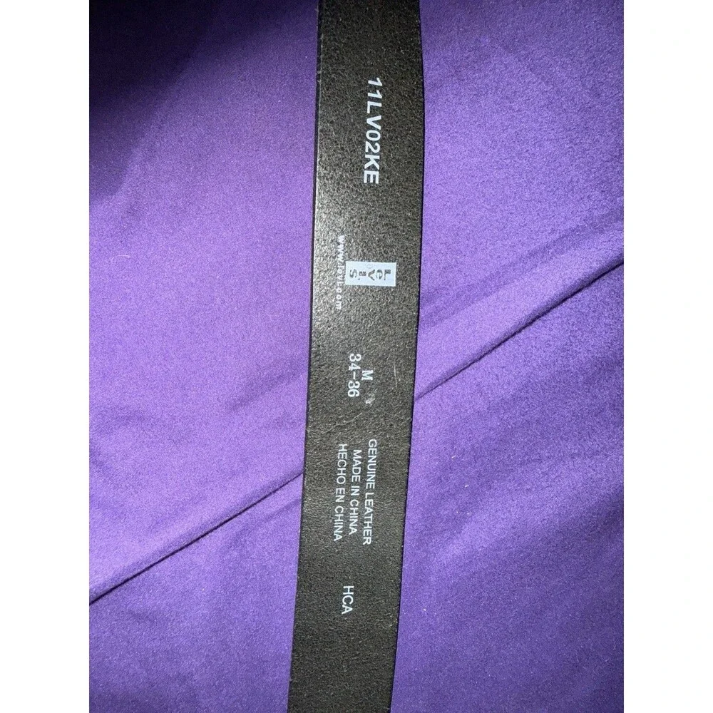 Y2K Levi's Fleur-de-Lis leather belt